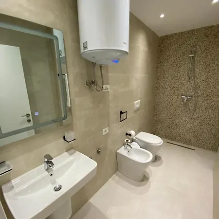 Primo Тирана